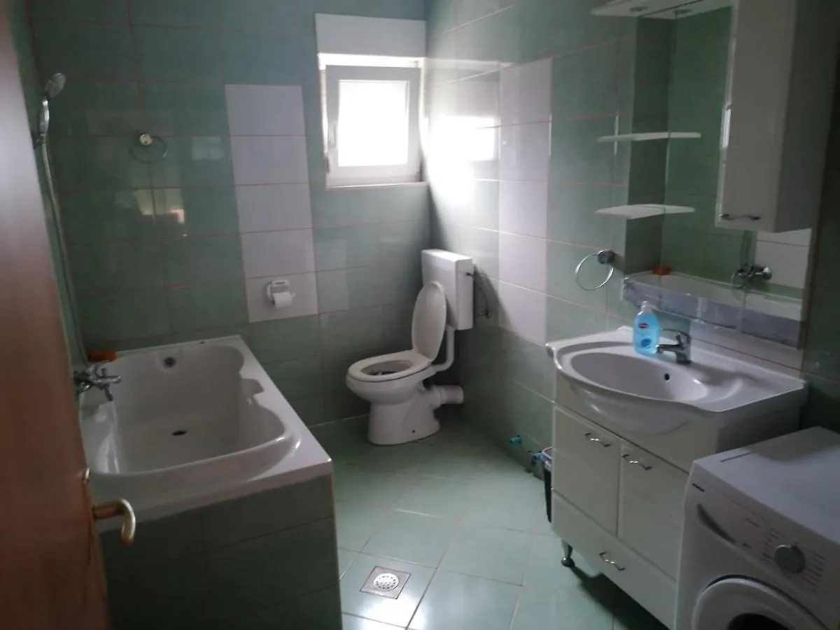 Apartman With Adriatic View 